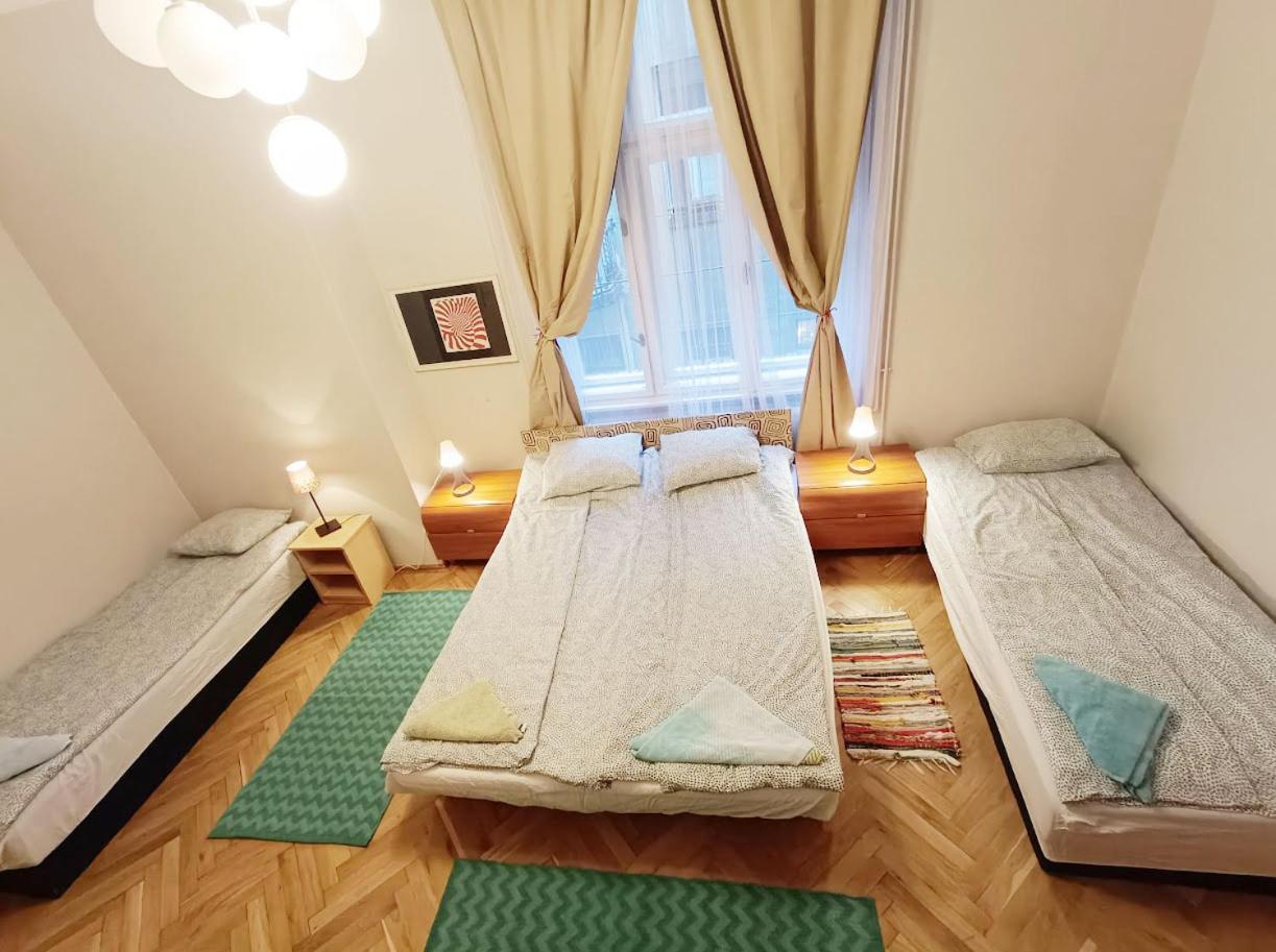 Bridgetown Hostel Budapest Extérieur photo