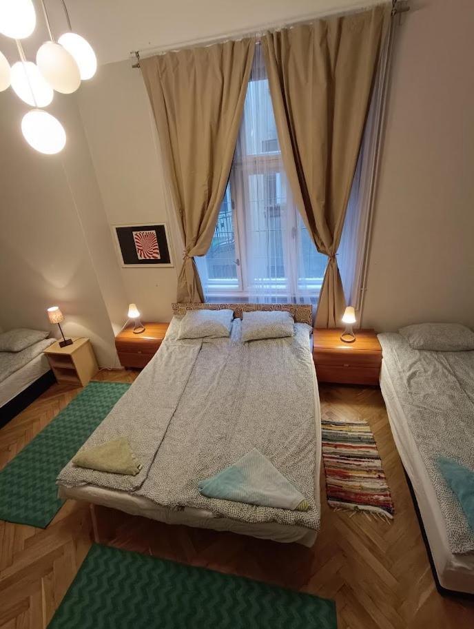 Bridgetown Hostel Budapest Extérieur photo